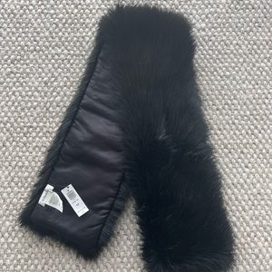 NWT - Aritzia Auxiliary faux fur scarf